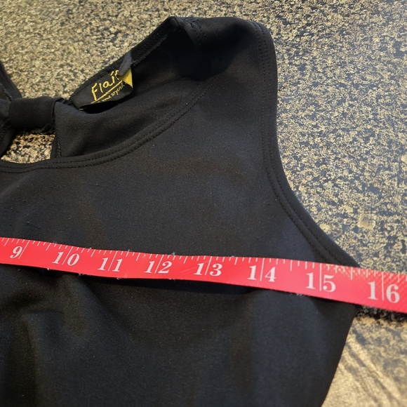 Vintage Flair Women's L Black Peplum Top V Neckline Peekaboo Back Sleeveless USA - Picture 8 of 11